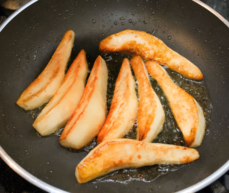 Caramelizing New Crop Northwest Bartlet Pears