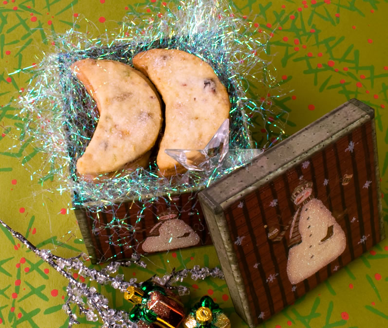 Cranberry, Pistachio & Candied Ginger Shortbread in Gift Box