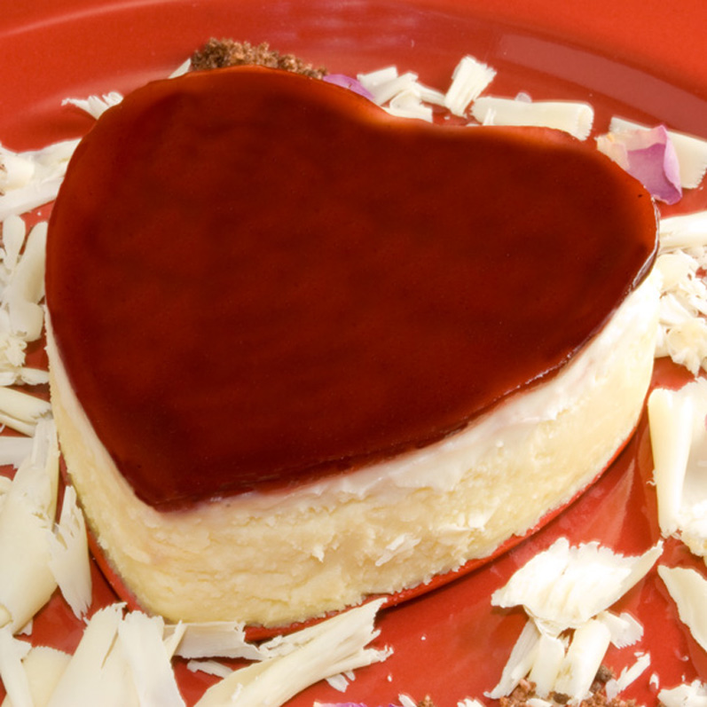 LunaCafe's Luscious White Chocolate & Raspberry Rose Petal Cheesecake for Valentine's Day
