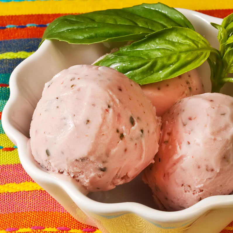 Strawberry Basil Sour Cream Gelato | LunaCafe