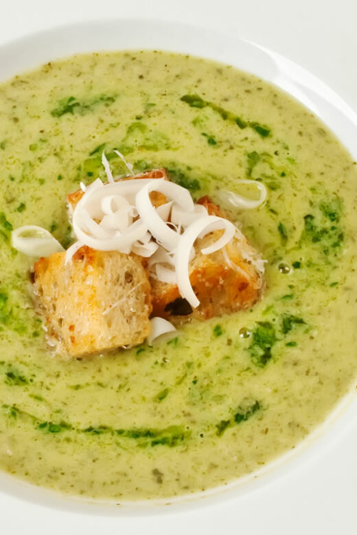 Creamy Romaine Soup with Herb Butter & Garlic Croutons | LunaCafe