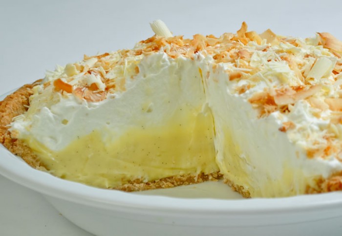 Rosalyn’s Toasted Coconut White Chocolate Dream Pie