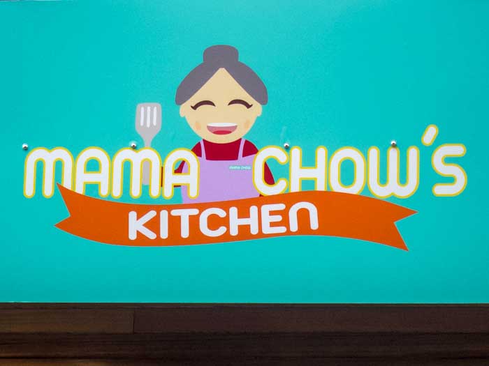 Portland Food Carts: Mama Chow's Kitchen 